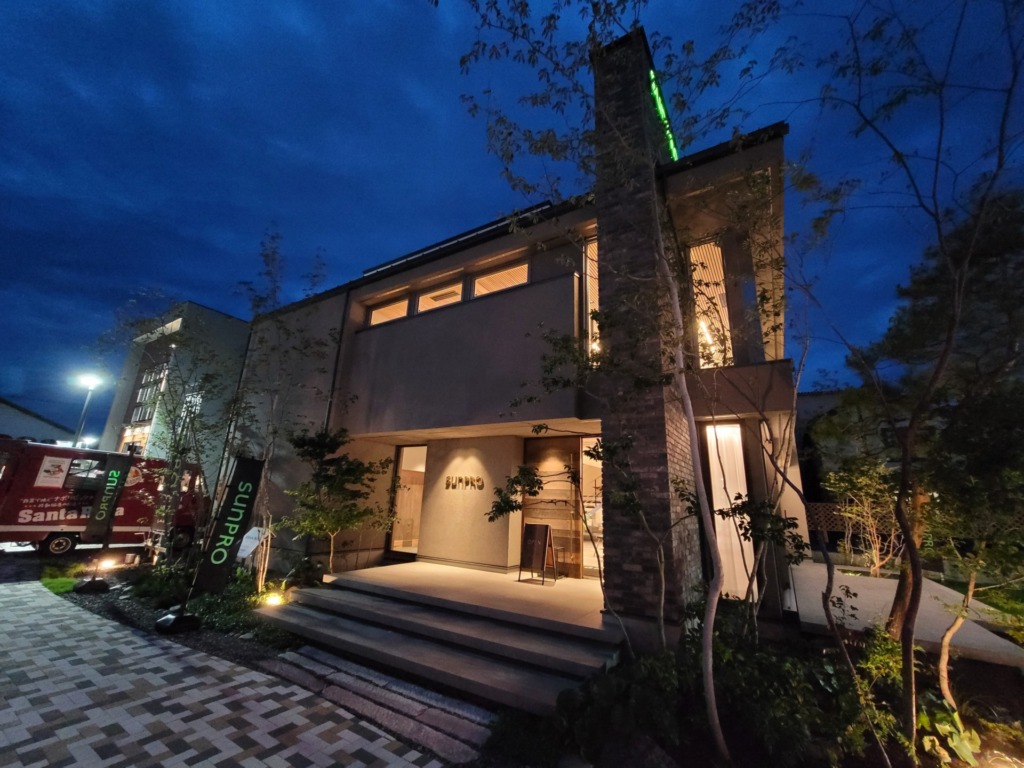 8/13-14は松本住宅公園　グラン・ニュクス　ナイター営業やってます！！